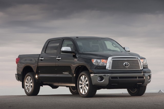 2013 Toyota Tundra-1.jpg